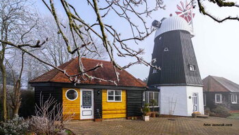 Renovácia_starý mlyn v Anglicku - Osmo nátery