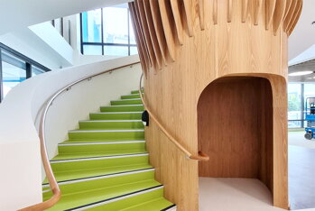 Best Staircase Award – Najlepšie schodisko roka - Wellington Children's Hospital - s ochranou OSMO 3032