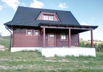 Náter 1 x OSMO Impregnácia WR, 2 x Ochranná olejová lazúra 703 - mahagón. Realizácia r. 2019. Náter 1 x OSMO Impregnácia WR, 2 x Ochranná olejová lazúra 703 - mahagón. Realizácia r. 2019.